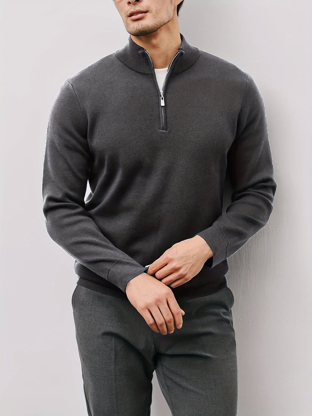 Men's Fine-Knit Mock-Neck Quarter-Zip Sweater, Short Stand Collar